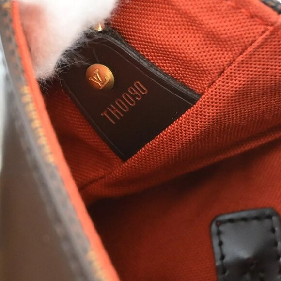 Louis Vuitton Damier Soho Backpack - Picture 12 of 12